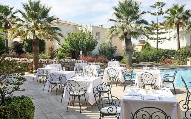 Club Marine Palace & Suites