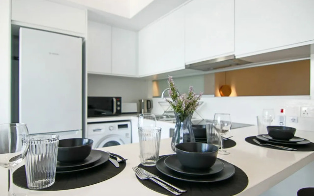 Phaedrus Living Seaside Luxury Flat Athina 108