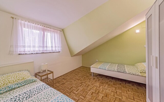 Stunning Home in Peroj With Wifi and 2 Bedrooms