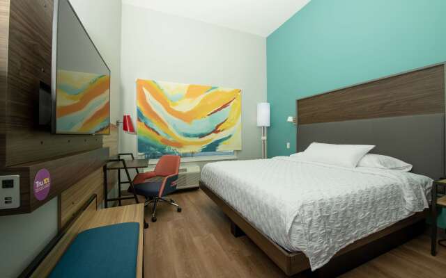 Tru by Hilton The Colony Dallas