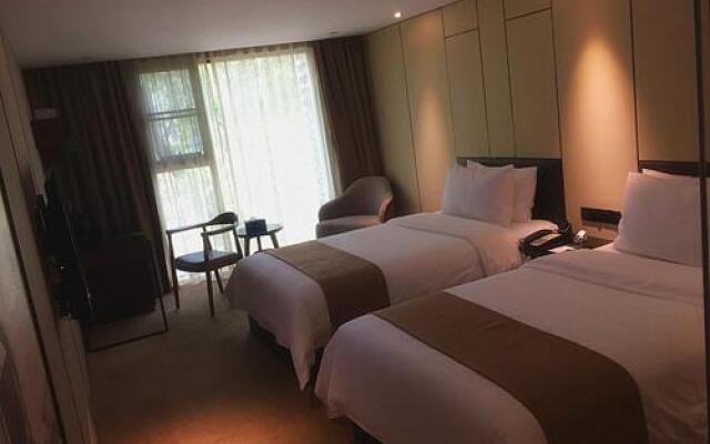 Wufu Business Boutique Hotel