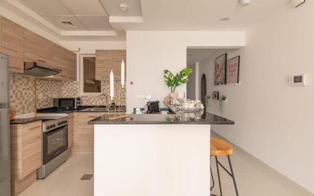 Frank Porter - Canal Residence