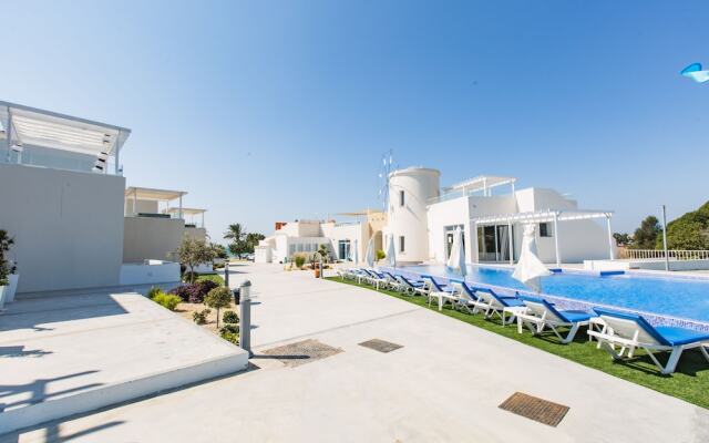 Blue Diamond Villas