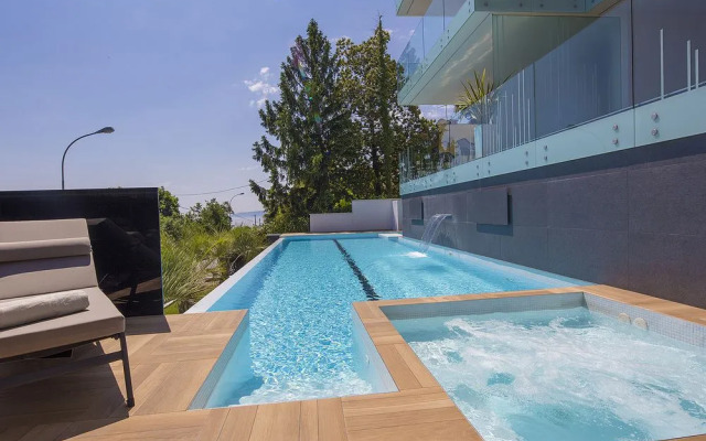 Deluxe Apartments Opatija