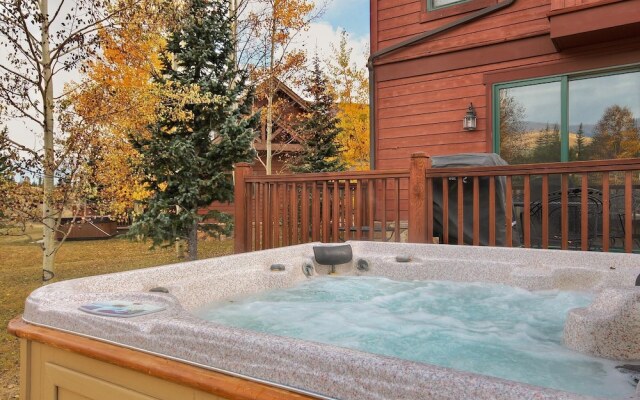 Highland Greens Spruce 3 Bedroom Townhouse by RedAwning