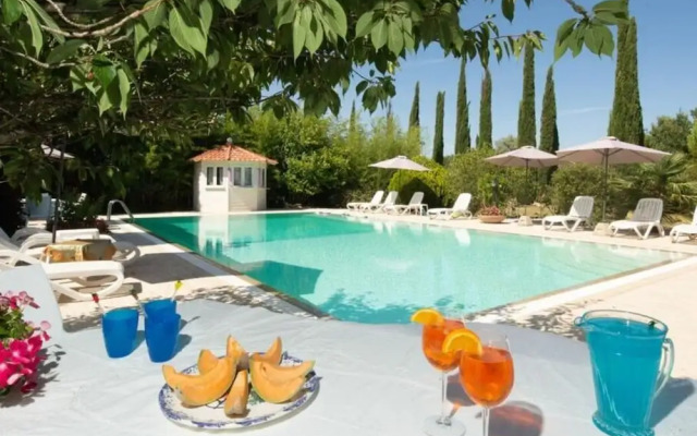 Villa al Molino Comfortable Holiday Residence