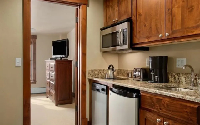 Breck_grandlodge_peak7_2bd