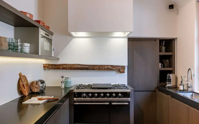 Huswell - Architect gem in the Heart of Ghent