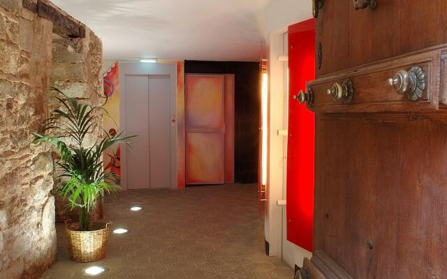 AinB Picasso Corders Apartments