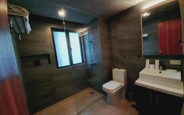 Studio Stay Servce Aprtmnt 2pax allows 3pax 17077