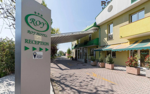 Roy Hotel