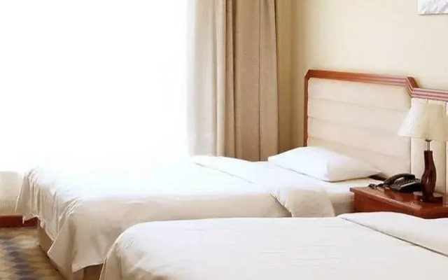 Yatai Hotel