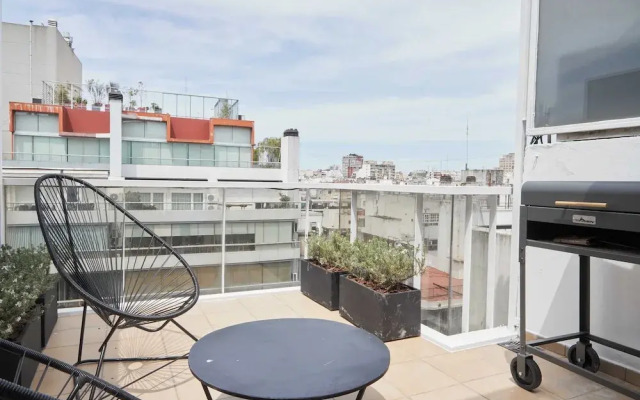 Spacious studio with balcony terrace I