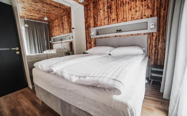 CZARNA OWCA Apartament - SKRZYCZNE Residence