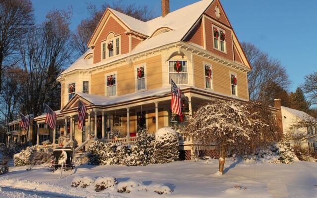 The Sleigh Maker Inn Bed and Breakfast