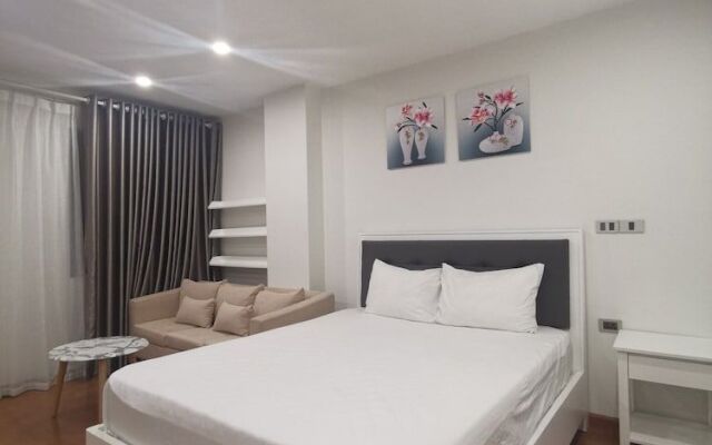 Huyhomestay Hotel & Apartment