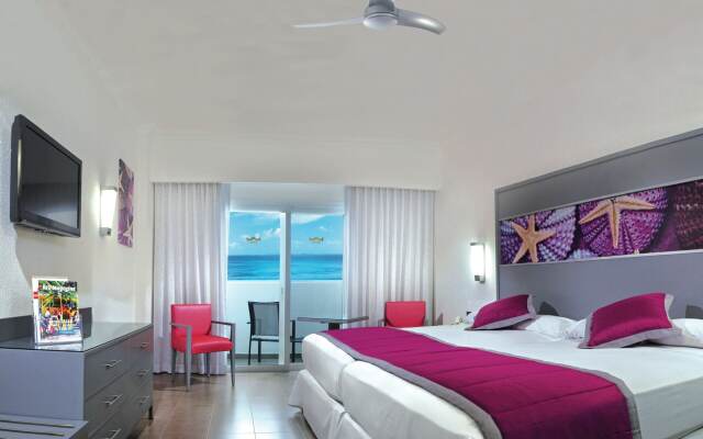 Riu Cancun - All Inclusive