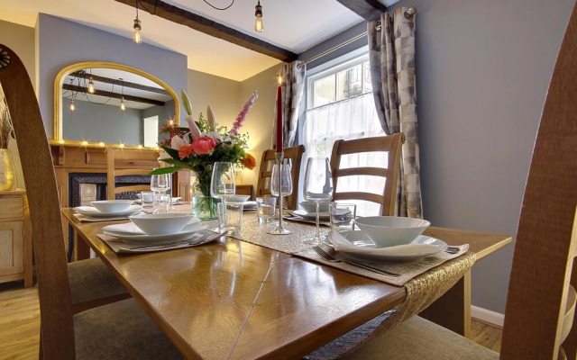 10 Westgate Street - 5 Star 18th Century House