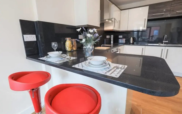 3 bed City Centre Apartment