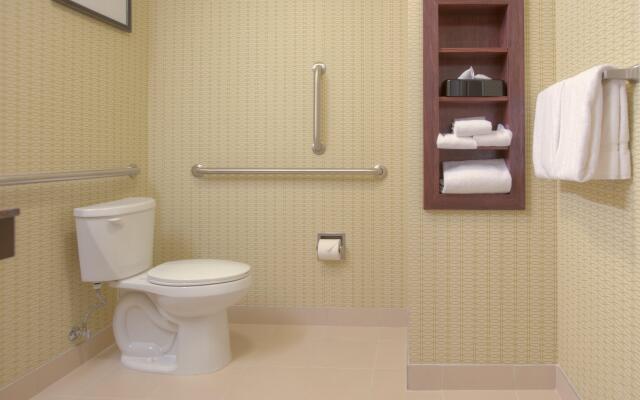 Holiday Inn Express & Suites Tacoma Downtown