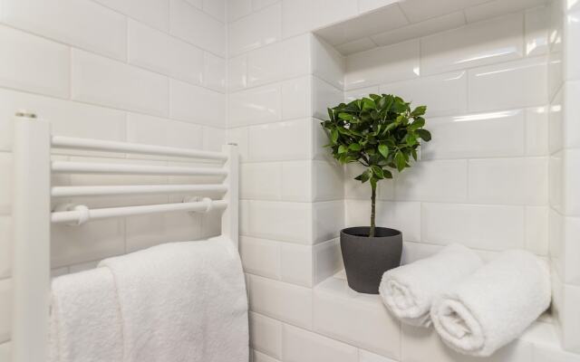 Royal APTs Prague by Michal&Friends