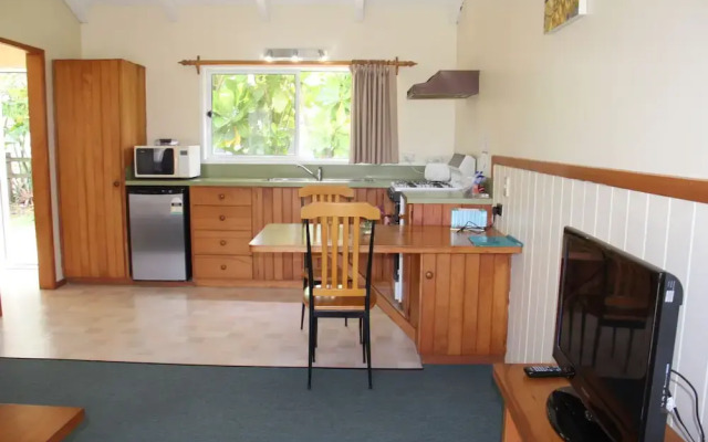 Saints Holiday Apartments