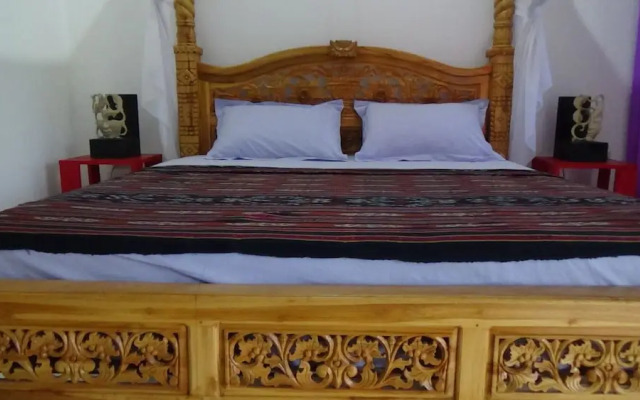 Lotus Guesthouse Sudaji