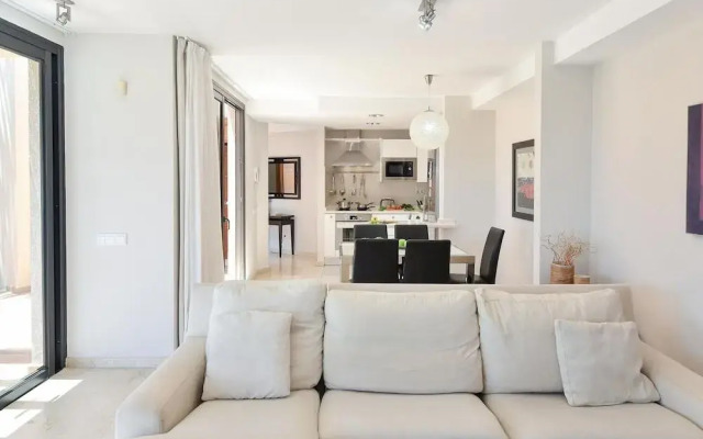 Bungalow With Communal Pool in Playa del Ingles