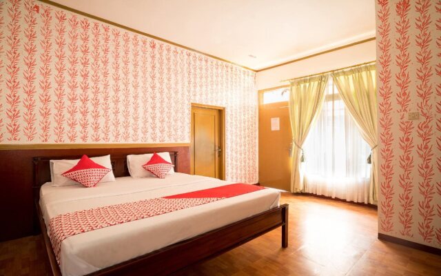 OYO 211 Seruni Guest House