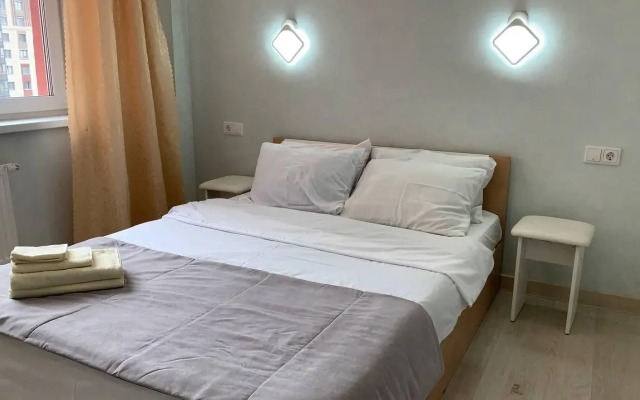 Счастливая матрешка на проспекте Ломоносова