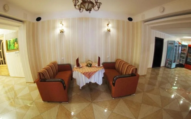 Hotel and restaurant complex "Intourist"