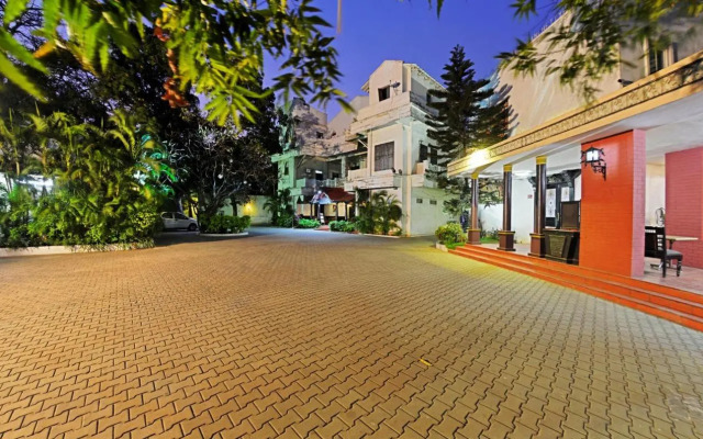 AMS Raj Palace Sundar