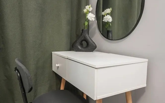 Lumina apartment near the train station