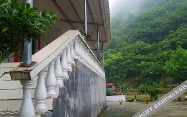Maolan Beibao Inn