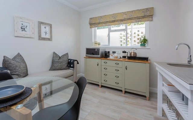 Tehillah Guest House