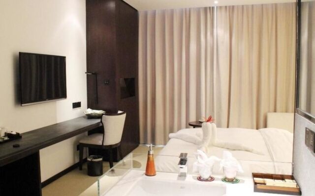 Thank Inn Plus Hotel Henan Zhengzhou  Economic and Technological Development Zone Tower
