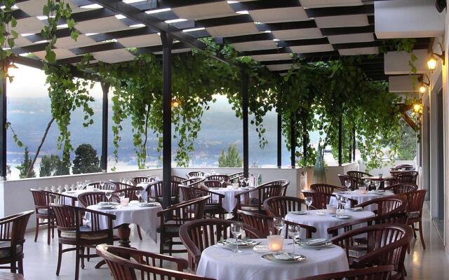 Ino Village Hotel
