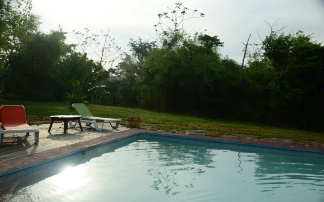 Howler Monkey Resort