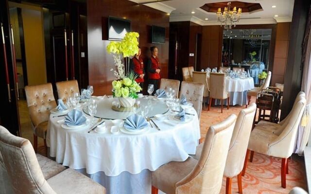 Warmjoy Majesty Hotels