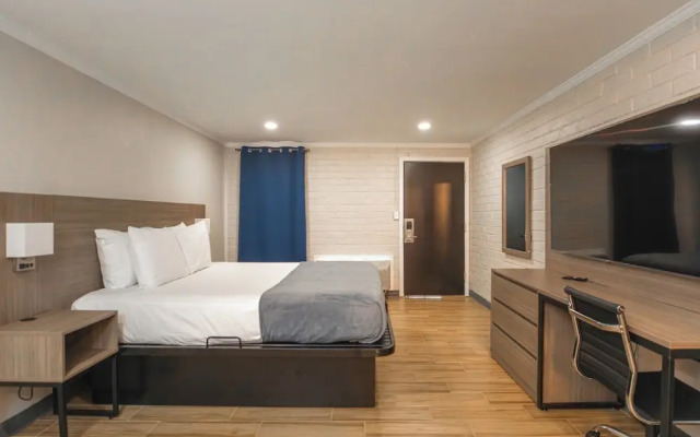Economy Suites Extended Stay Tulsa