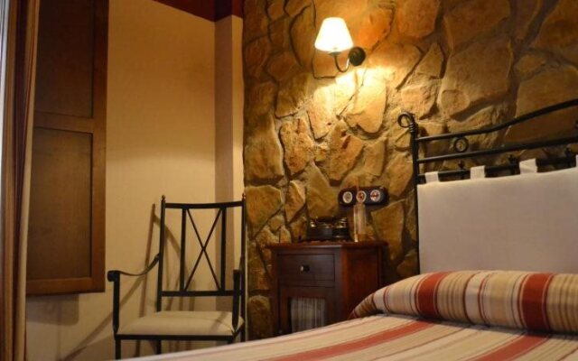 Hotel - Restaurante Prado Del Navazo