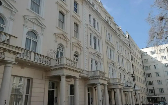 Paddington Apartments