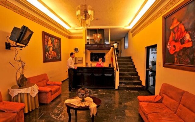Hotel Montecarlo