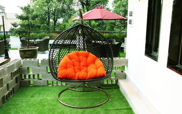 Westlake Longshang Boutique Hotel