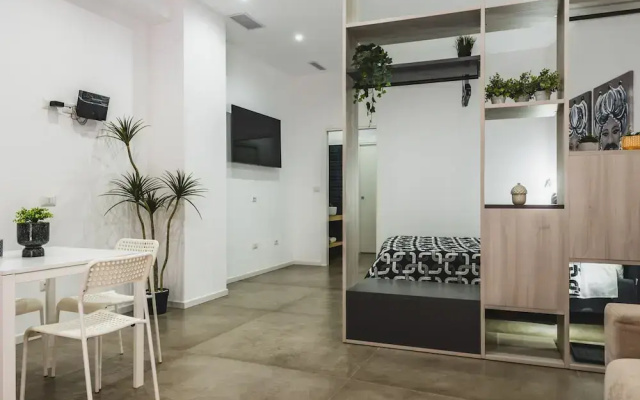 Taormina Center Studio by Wonderful Italy