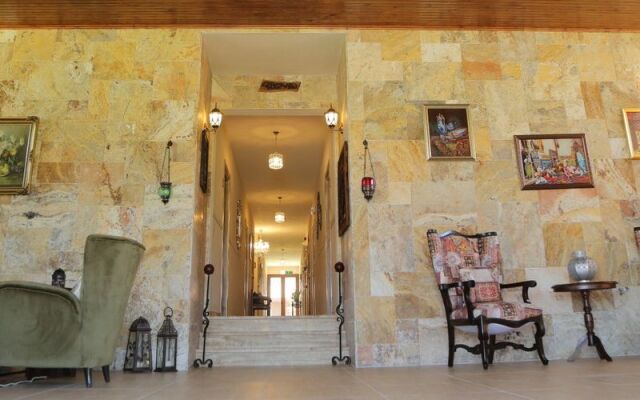 Crescent Park Boutique Otel