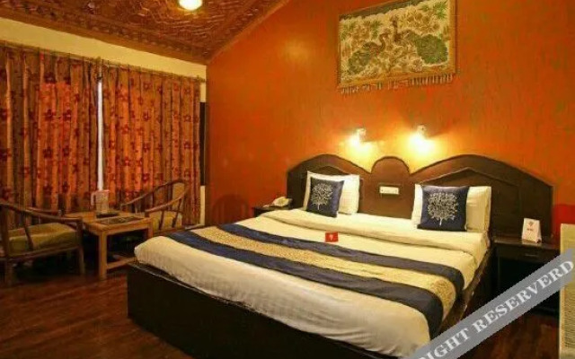 Hotel Nishat View