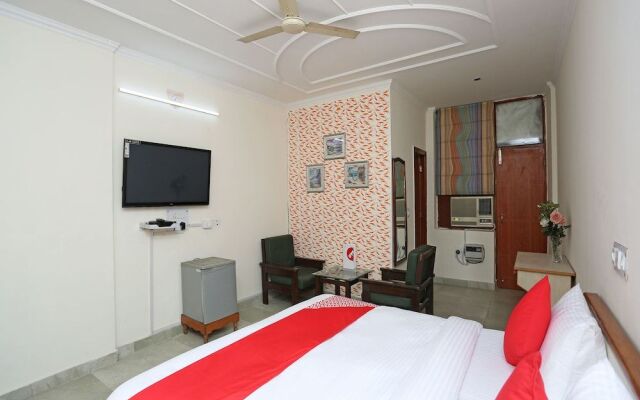 OYO 14100 Hotel D Meridien
