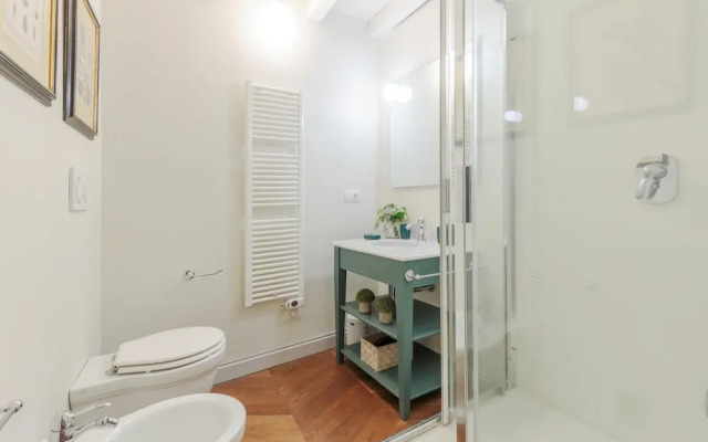 Casa Edgar in Lucca With 2 Bedrooms and 2 Bathrooms