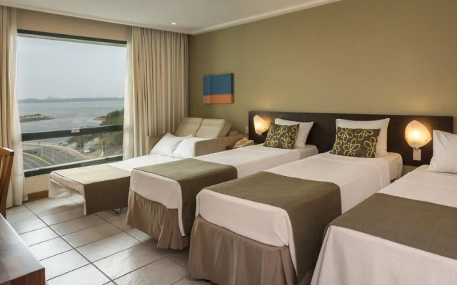 Comfort Suites Vitoria